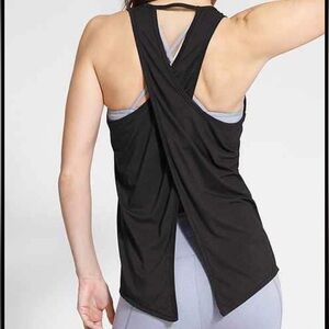 Athleta Essence Tie Back Tank in Black - S